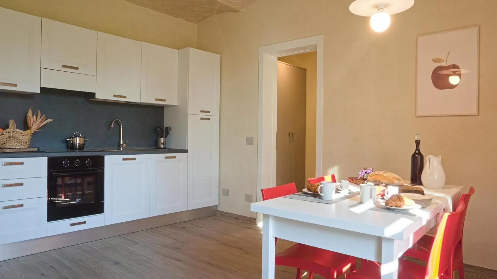 Modern Apartment In Agliana With Shared Garden
